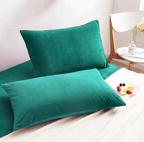 Pack of 2 Velvet Pillow Covers image 0