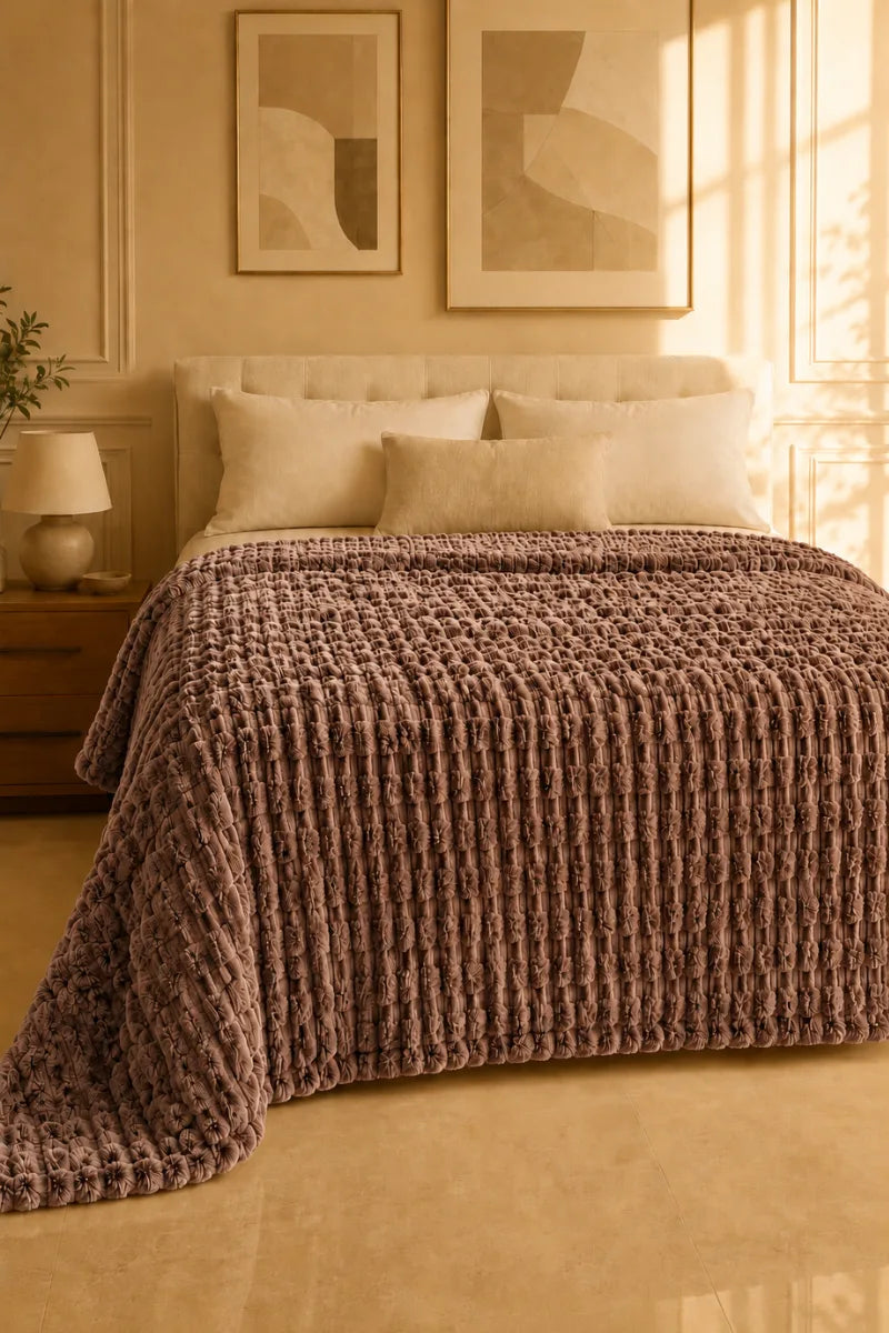 TEXTURED PLUSH BLANKET - DUSTY BROWN image 0