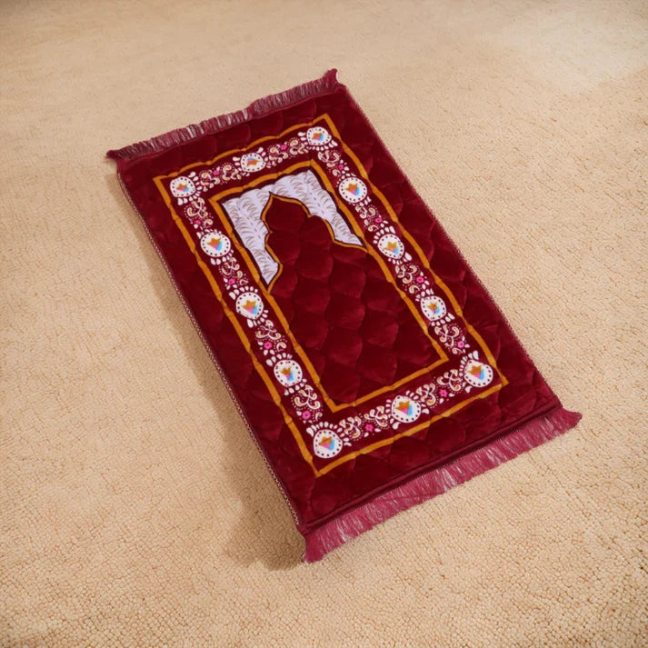 QUILTED PRAYER MAT -RIWAQ image 0