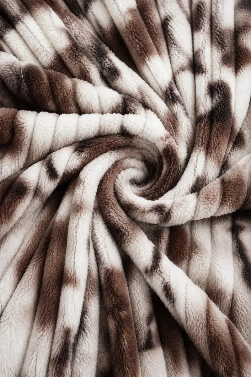 PREMIUM CORAL FLEECE BUBBLE BLANKET - MOCHA BROWN & CREAM image 1