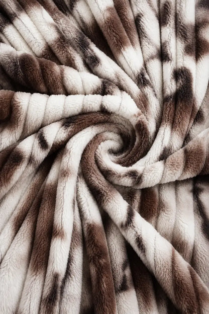 PREMIUM CORAL FLEECE BUBBLE BLANKET - MOCHA BROWN & CREAM image 1