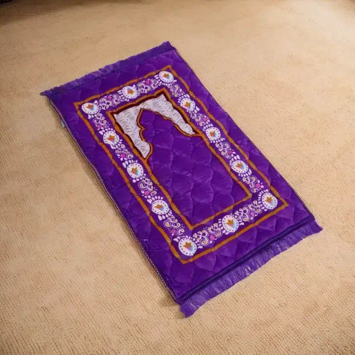 QUILTED PRAYER MAT - TASNEEM image 0