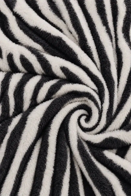 PREMIUM CORAL FLEECE BUBBLE BLANKET - BLACK & CHARCOAL GREY image 1