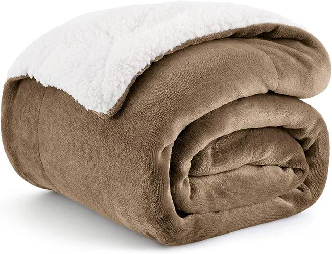 SHERPA FLEECE THROW BLANKET - BROWN image 1
