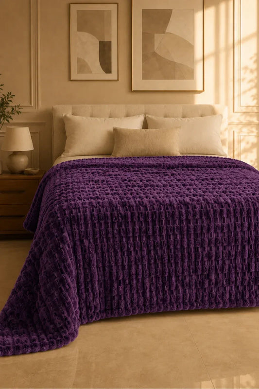TEXTURED PLUSH BLANKET - DEEP PURPLE image 0