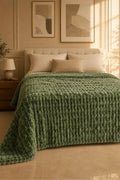 TEXTURED PLUSH BLANKET - OLIVE GREEN image 0