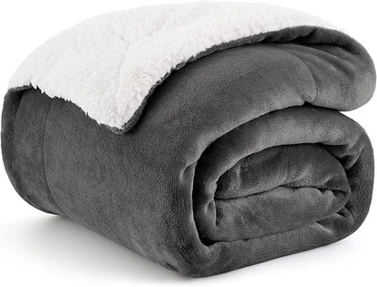 SHERPA FLEECE THROW BLANKET - GREY image 1