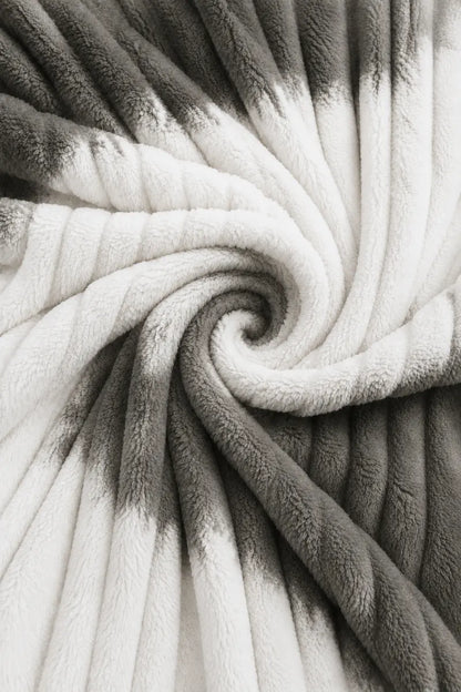 PREMIUM CORAL FLEECE BUBBLE BLANKET - GREY & WHITE image 1