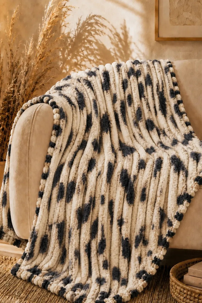 PREMIUM CORAL FLEECE BUBBLE BLANKET - CREAM & CHARCOAL GREY image 0