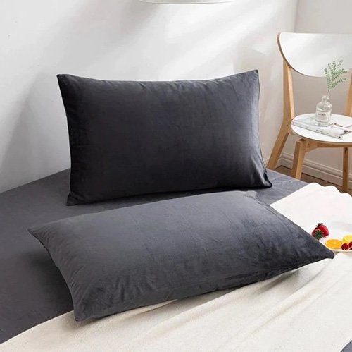 Pack of 2 Velvet Pillow Covers image 0