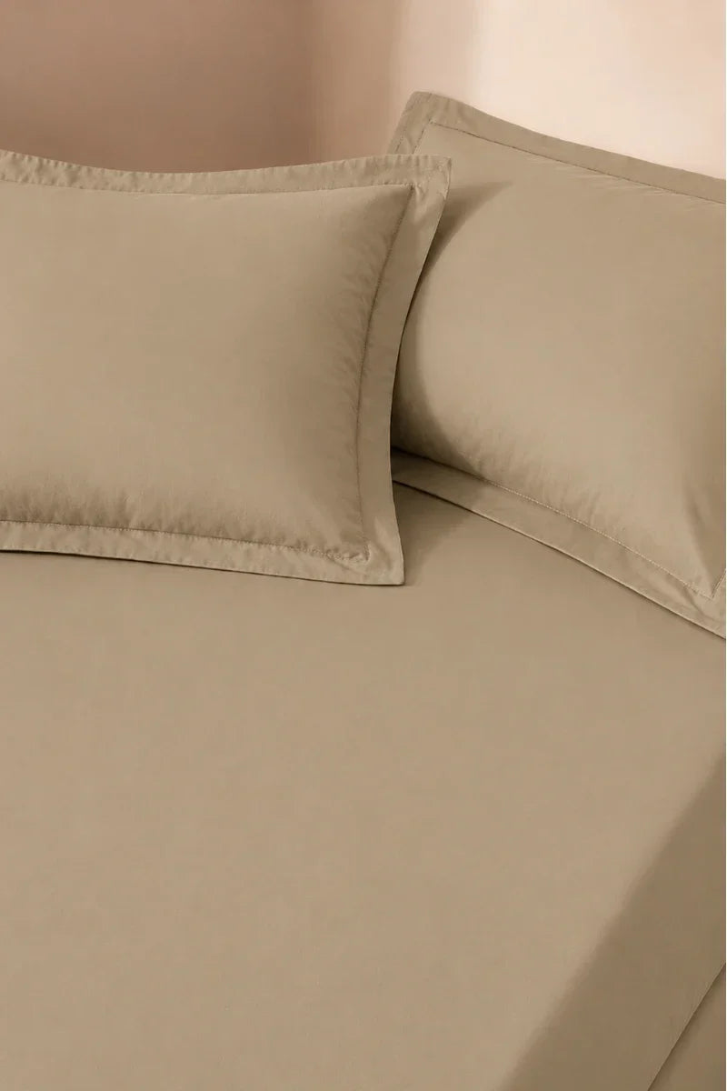 TAUPE SOLID COTTON FITTED BEDSHEET - 3PCS image 1