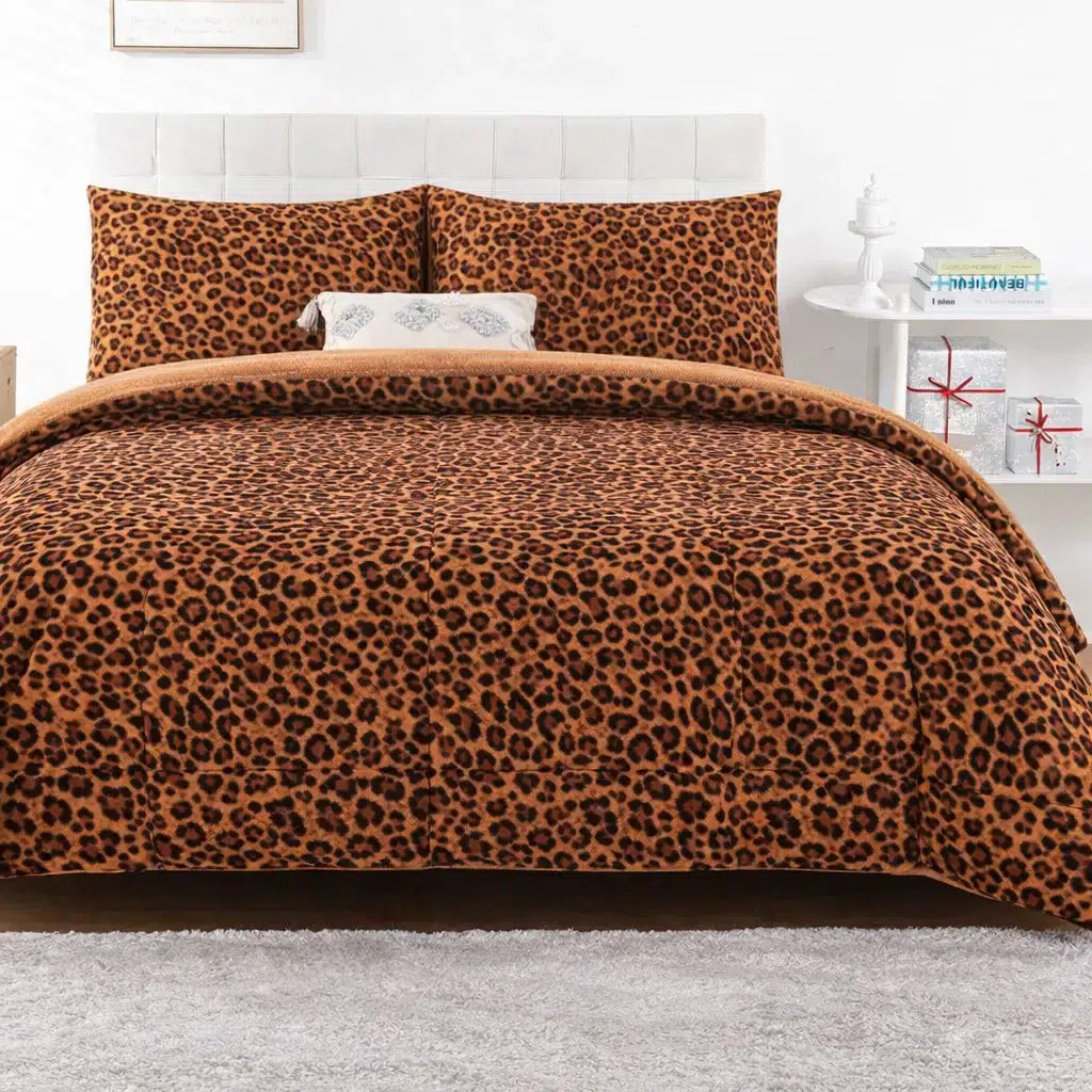 Shaggy Duvet Set - Brown Jaguar image 0