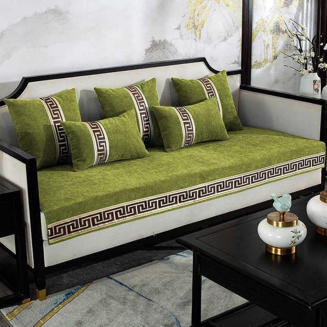 Splendid Velvet Sofa Runner 2