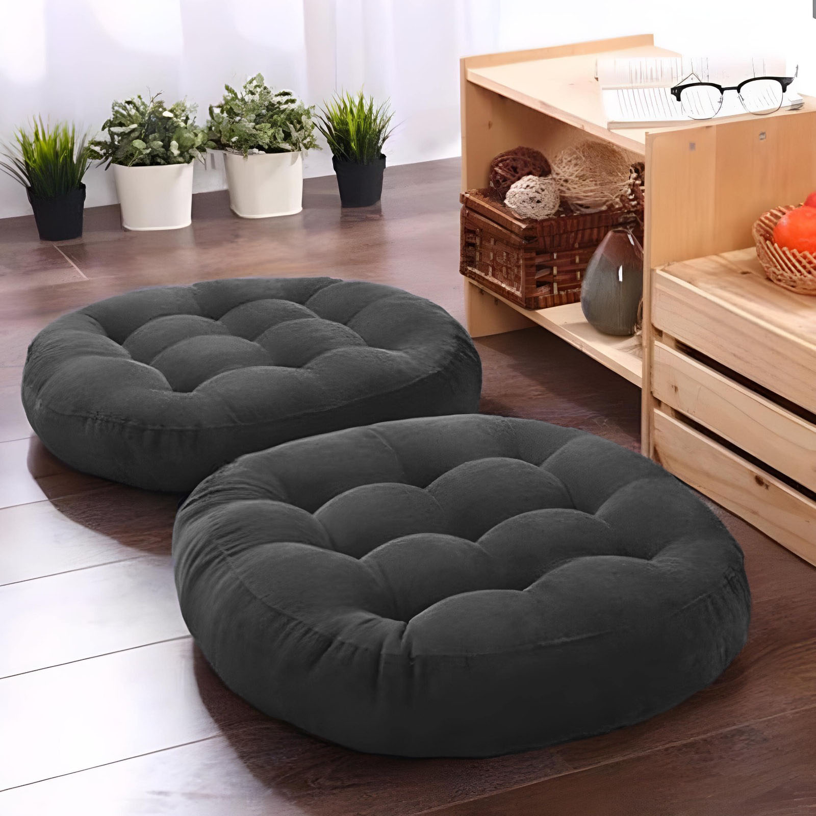 VELVET FLOOR CUSHION BLACK